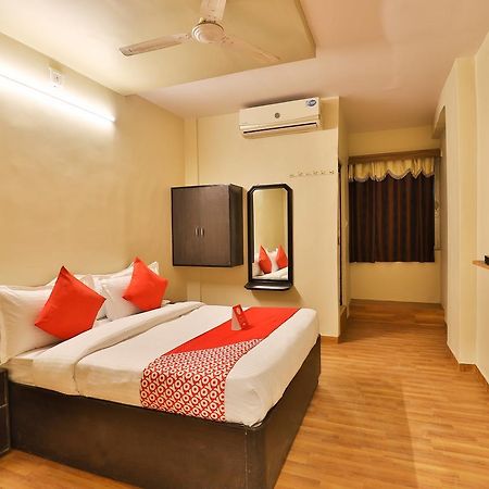 Oyo 11427 Hotel Kalyan Ahmedabad Esterno foto