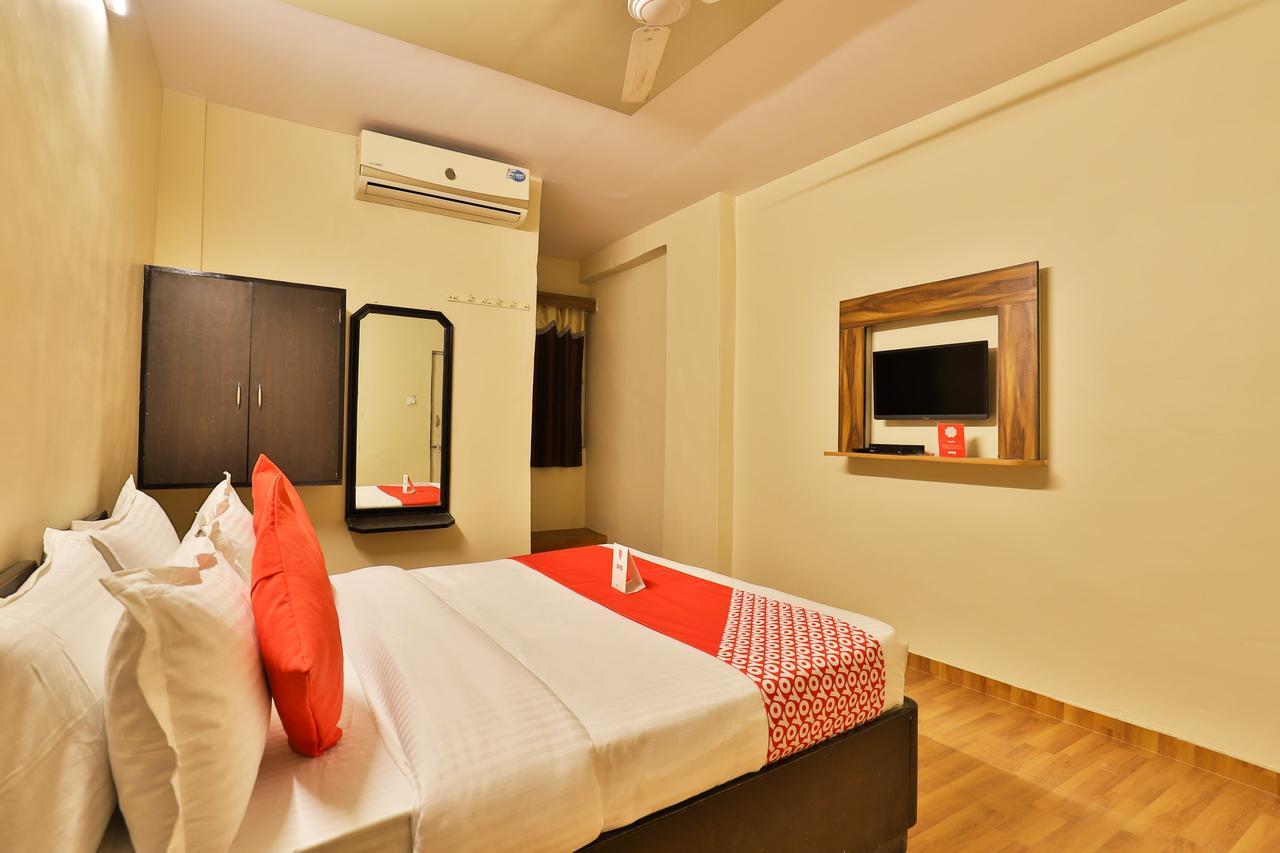 Oyo 11427 Hotel Kalyan Ahmedabad Esterno foto