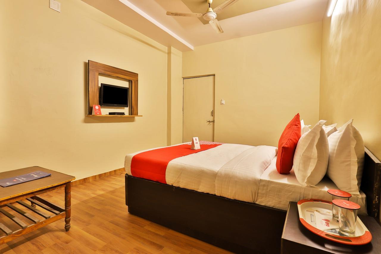Oyo 11427 Hotel Kalyan Ahmedabad Esterno foto