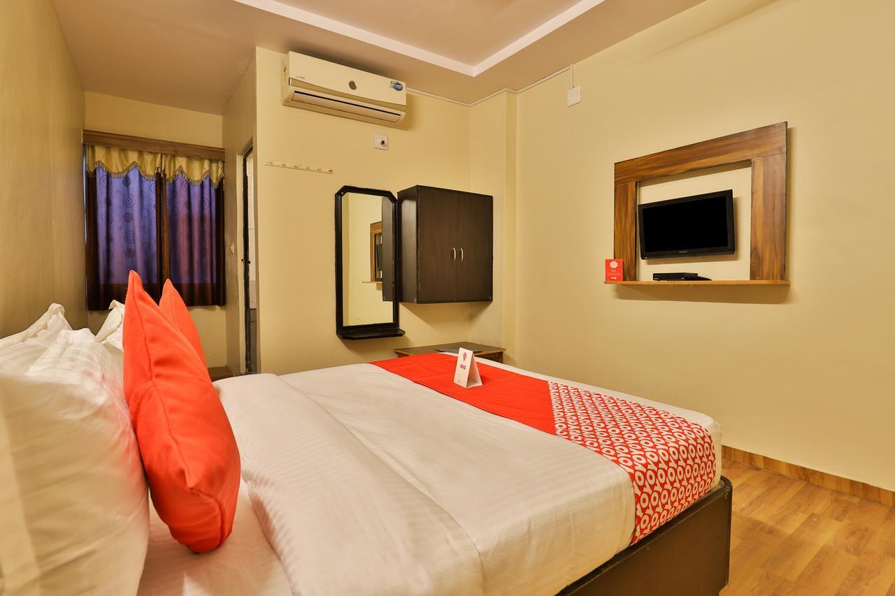 Oyo 11427 Hotel Kalyan Ahmedabad Esterno foto