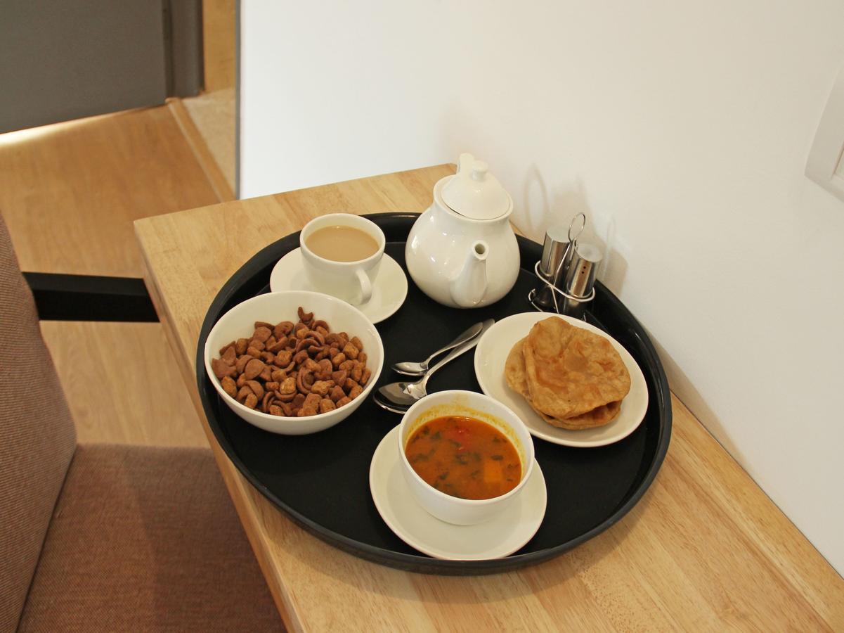 Oyo 11427 Hotel Kalyan Ahmedabad Esterno foto